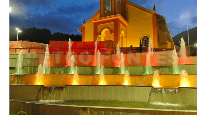 Cortinas de Água Cascata em Santo Antônio do Pinhal - SP 4